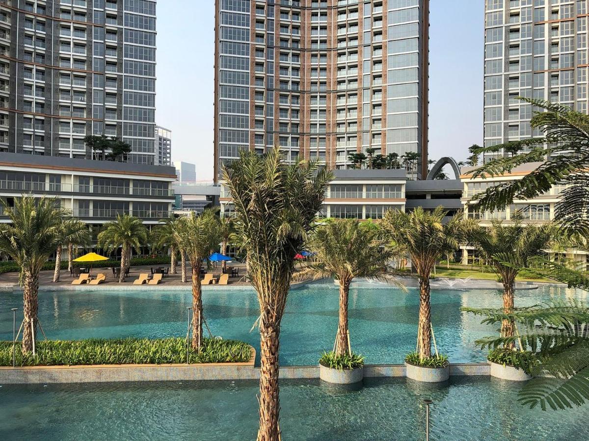 Gold Coast Apartemen Pik By Dluxx ジャカルタ エクステリア 写真