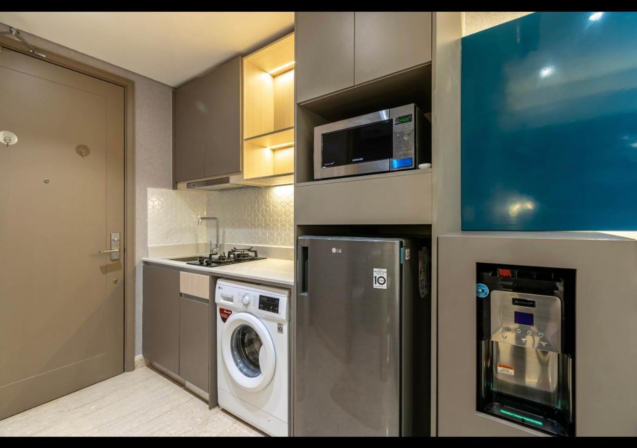 Gold Coast Apartemen Pik By Dluxx ジャカルタ エクステリア 写真